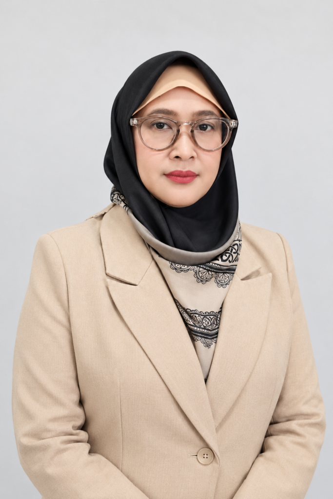 putri suryandari 3x4 v3